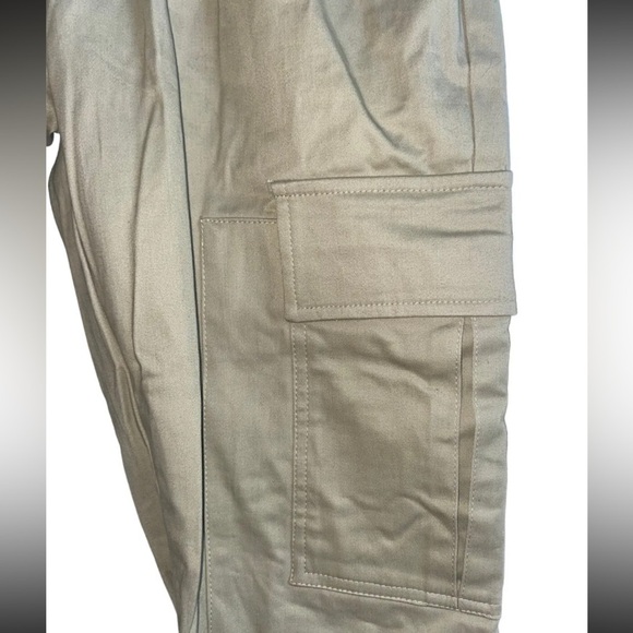 AKIRA Once Upon A Time Cargo Pants Beige Women’s Size Small AK912043 NWT - Picture 12 of 15
